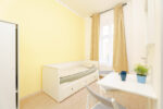 Nice furnished studio apartment - Image 2