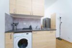 Spacious room with double bed - Image 8