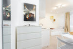 Sunny and nice studio near metro - Image 10