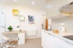 Sunny and nice studio near metro - Image 8