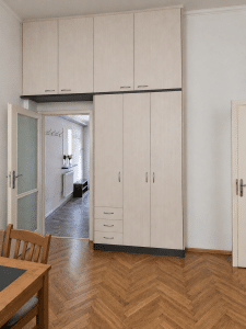 Nice Apartment Near River & City Center – Vyšehradská, Prague - Image 7